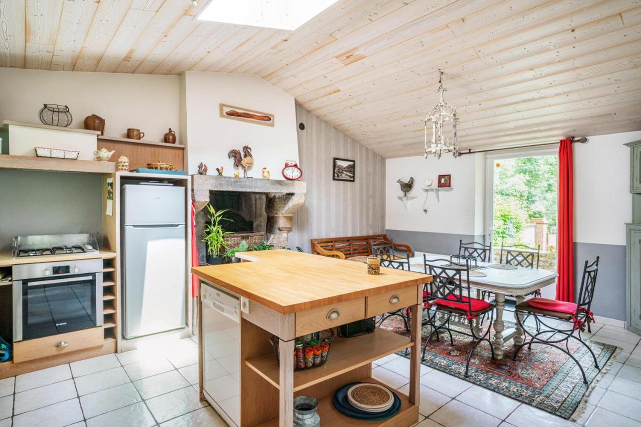 Le Moulin De Pilet Villa Mortagne-sur-Sevre Exteriör bild