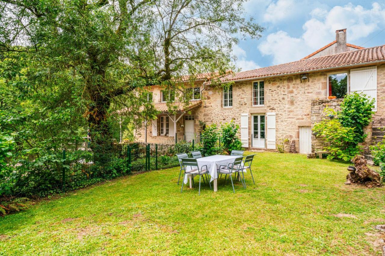 Le Moulin De Pilet Villa Mortagne-sur-Sevre Exteriör bild